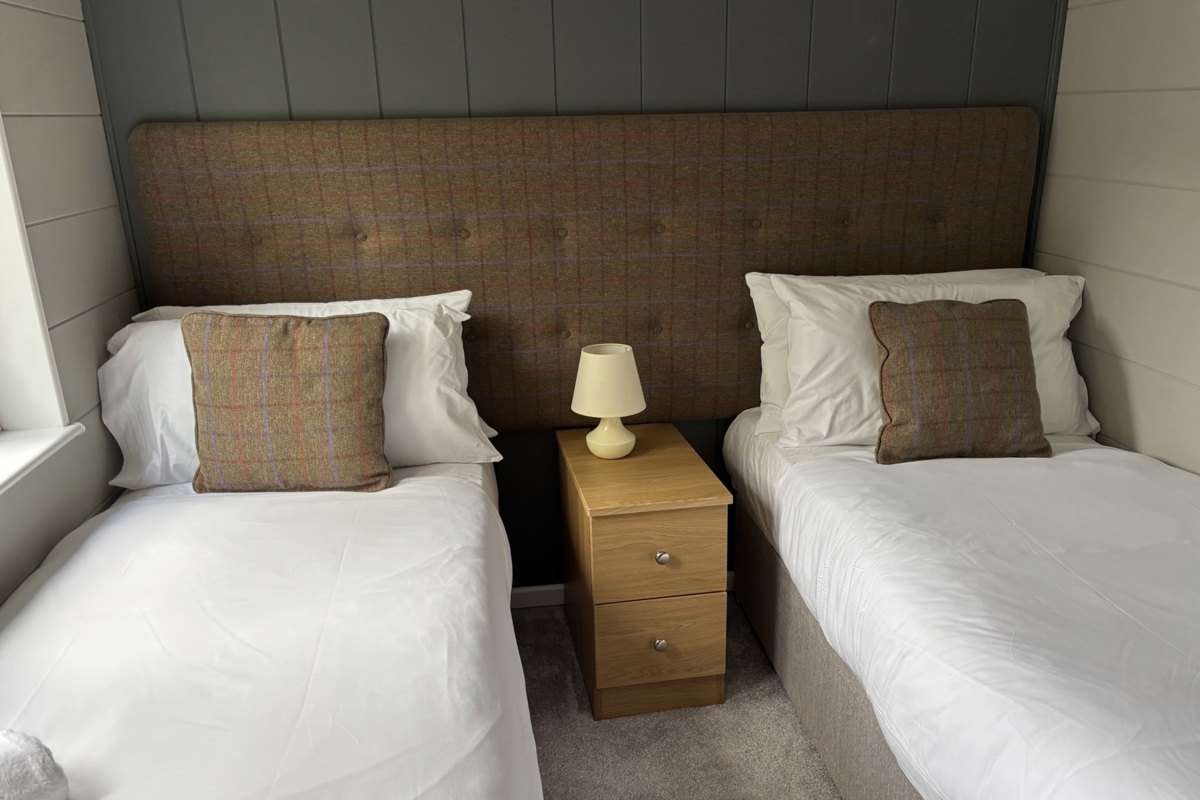 Prestige Foresters, twin rooms at Brokerswood