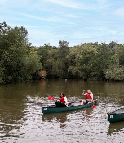 Brokerswood People Active On The Lake