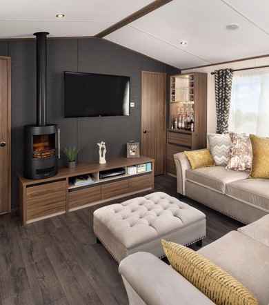 Carnaby Langham, entertainment unit at Praa Sands