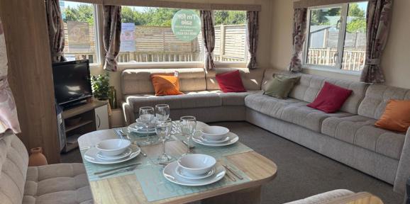 Dartmoor View,  Willerby Rio, dining table