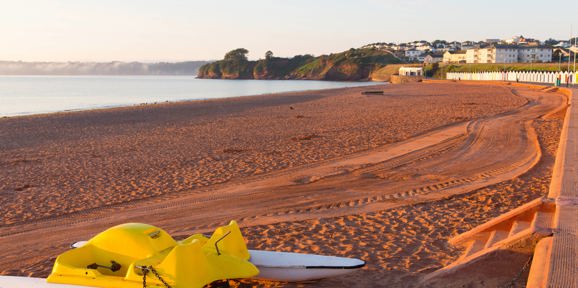 Evening photgraph of Goodrington Beach near Devon Hills Holiday Homes