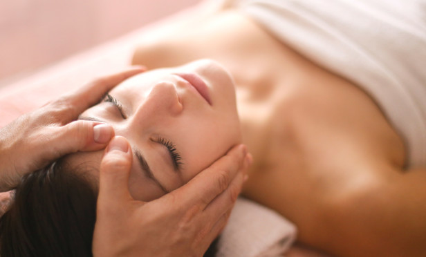 Finlake Spa Treatments Aromatherapy Head Massage