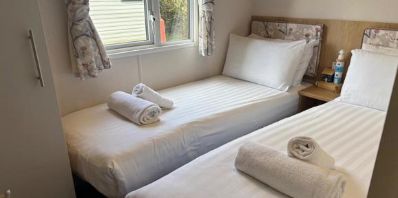 Carnaby Silverdale, twin bedroom at Dartmoor View