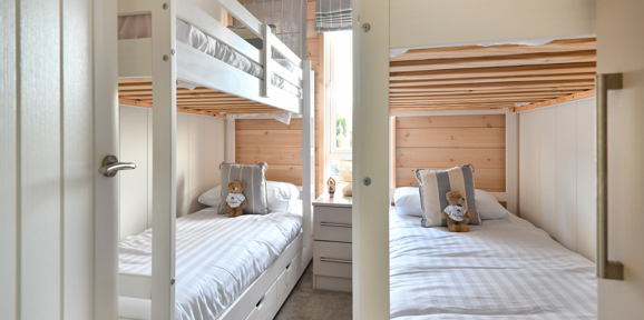 Prestige Navigator, twin bedroom at The Warren