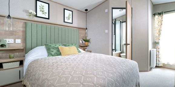 ABI Beverley, Master Bedroom at Finlake