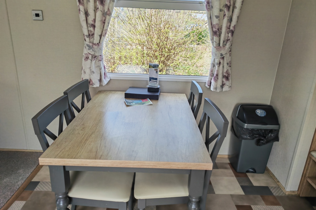 Carnaby Oakdale, dining table at Praa Sands