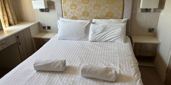 Carnaby Helmsley Lodge, master bedroom at Finlake