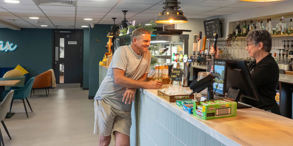 Devon Hills Man At The Hive Bar