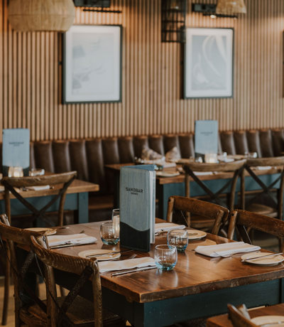 The Warren Tables In The Sandbar