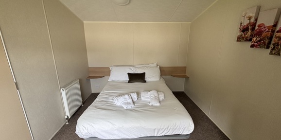 Dartmoor View, Willerby Aurora, double bed