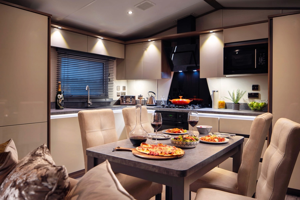 Carnaby Langham, dining room table at Delamere