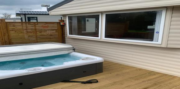 Willerby Aurora, hot tub at Dartmoor View