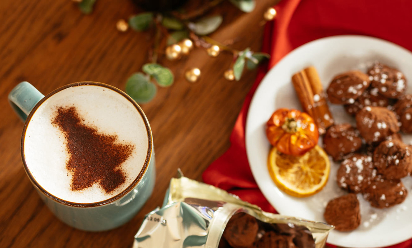 Finlake Christmas Drinks And Nibbles