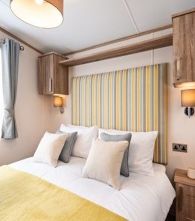 Sunseeker Supreme, master bedroom at Brokerswood