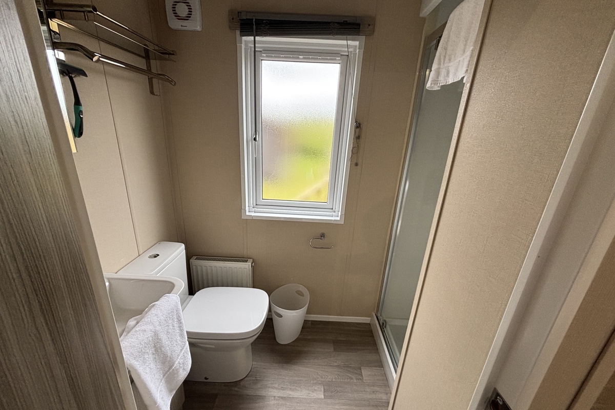 Devon Hills, Regal Hamilton, ensuite