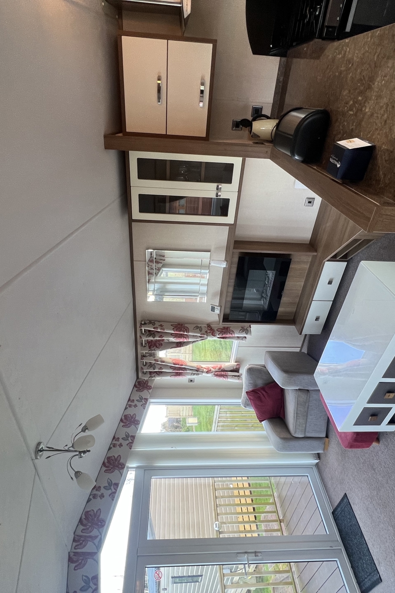 Carnaby Cascade, open living space at Devon Hills