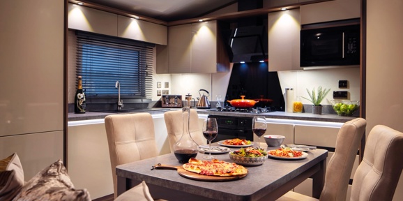 Carnaby Langham, dining table at Finlake