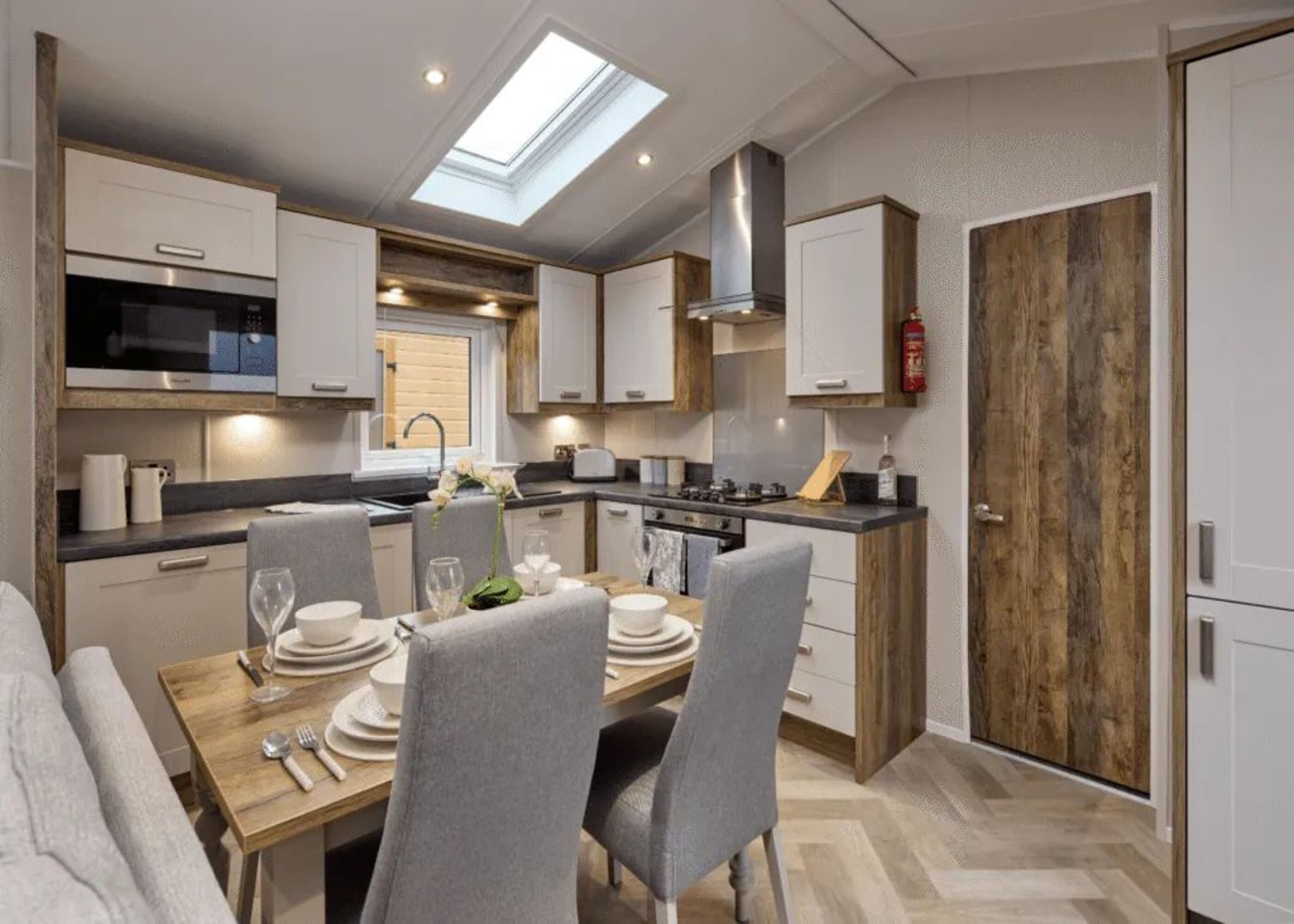 willerby-sheraton-dining-area-dh-4