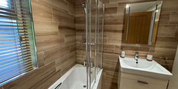 Wessex Classic, shower at Brokerswood