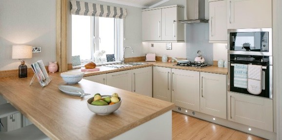 Wessex Contemporary, kitchen at Brokerswood