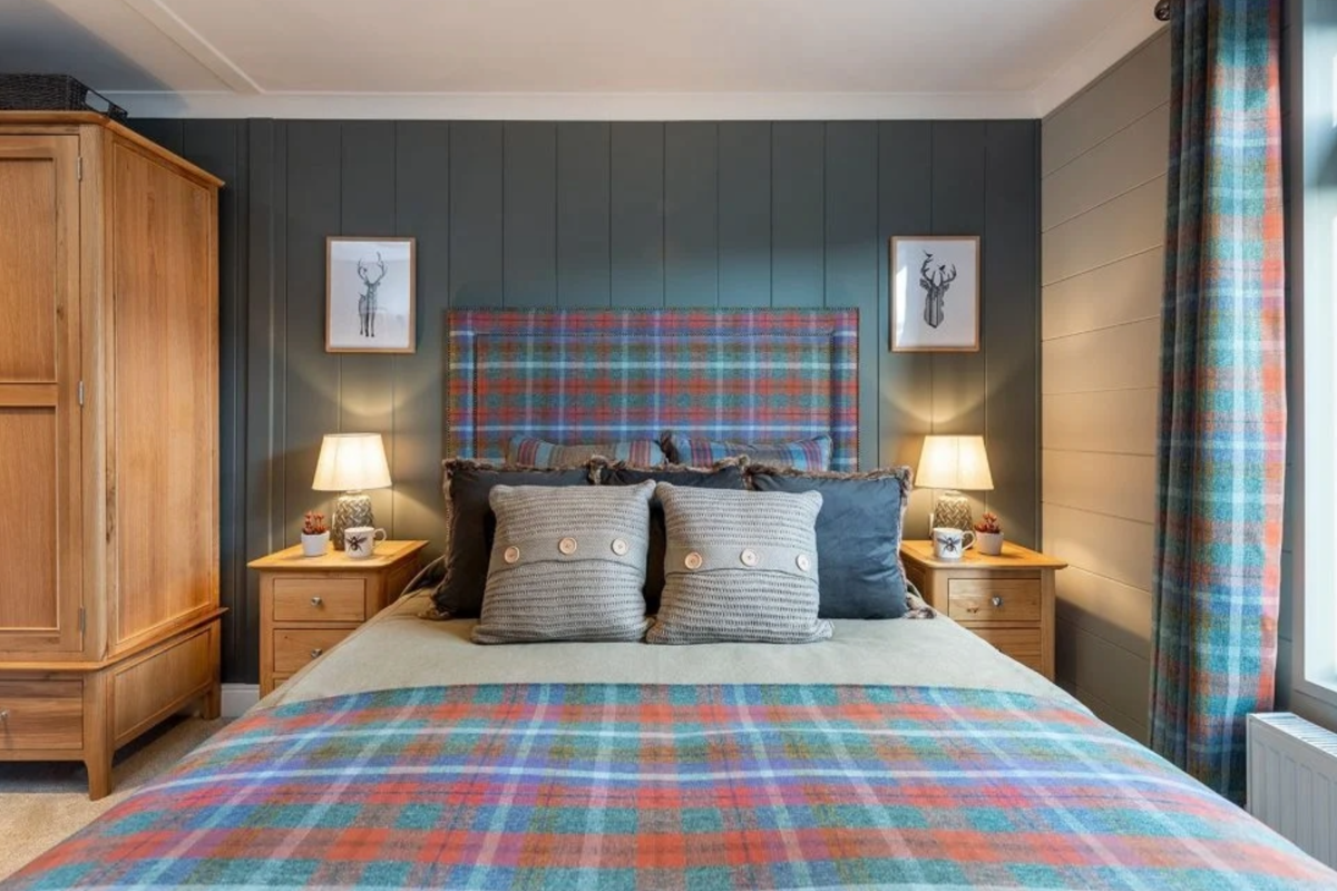 Prestige Foresters, master bedroom at Brokerswood