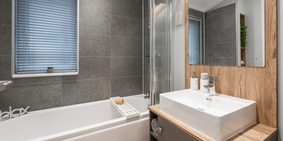 Omar Westfield, bath at Talyfan