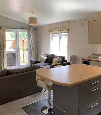 Buckland Lodge, breakfast bar at Finlake