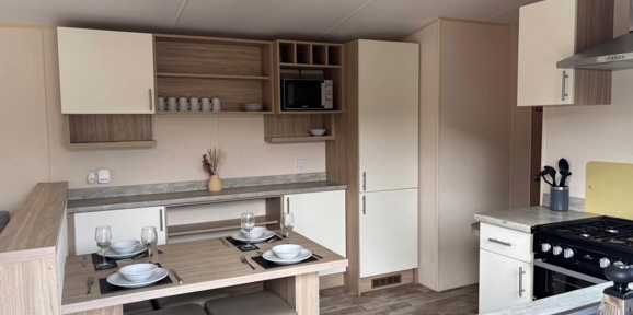 Regal Kingsbury, kitchen and dining area at Dartmoor View