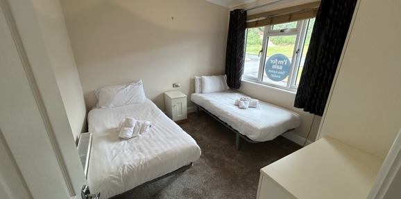 Devon Hills, Homeseeker Olympia, twin bedroom