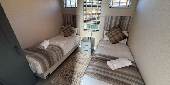 Prestige Quindi, twin bedrooms at Devon Hills