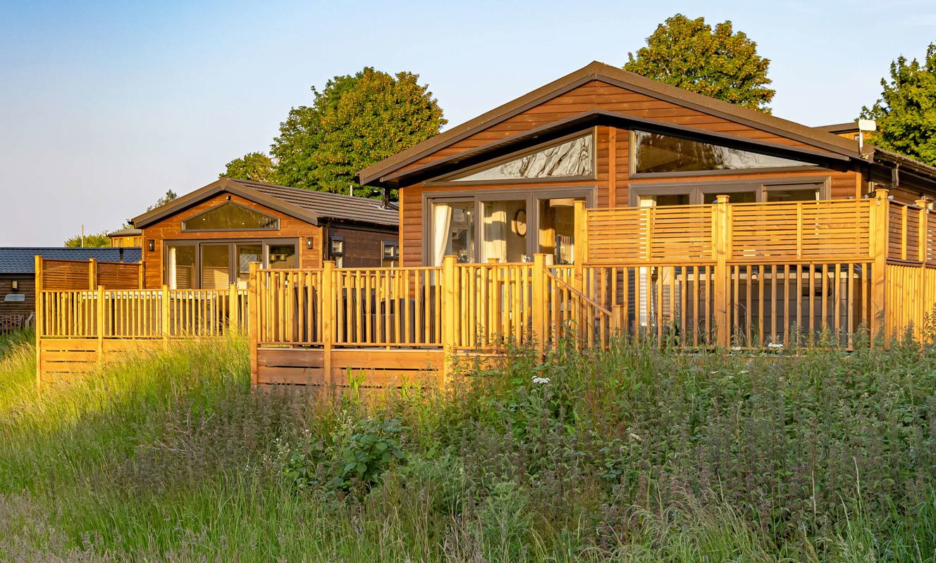 Devon Hills Overview Lodge Exterior