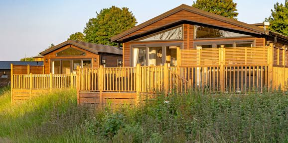 Devon Hills Overview Lodge Exterior