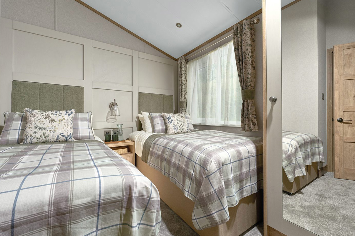 ABI Harrogate, twin bedroom at Finlake