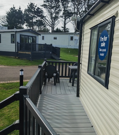 Carnaby Oakdale, decking at Praa Sands