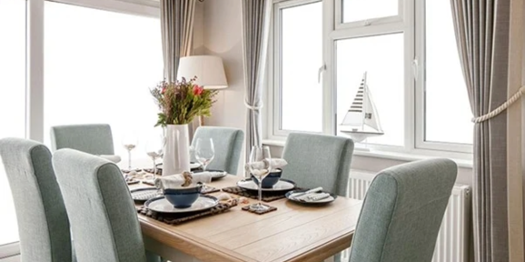 Wessex Contemporary, dining table at Finlake