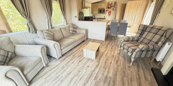 Carnaby Helmsley Lodge, living area at Finlake