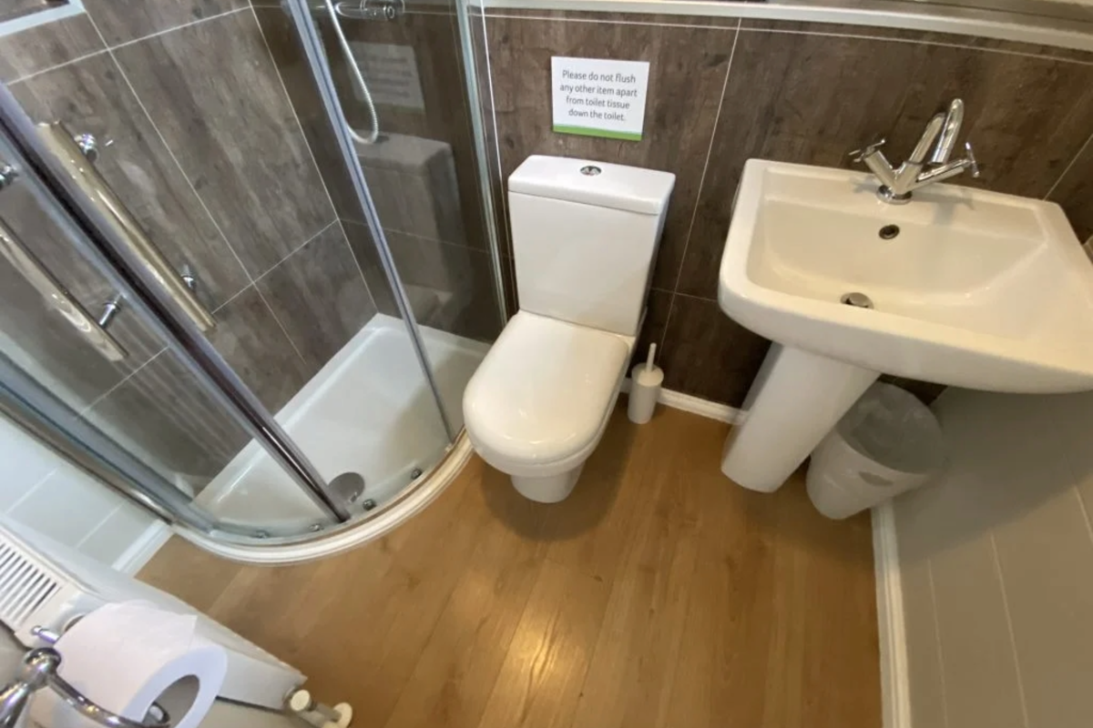 Prestige Dovecote, shower room at Brokerswood