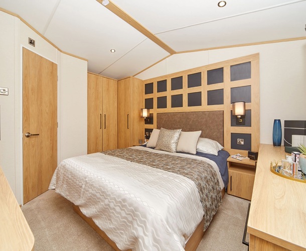 Carnaby Chantry, master bedroom at Delamere
