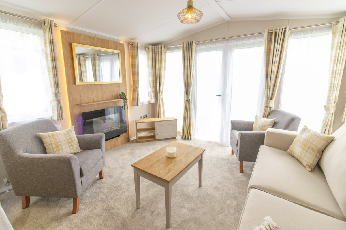 Sunseeker Spirit, living room at Dartmoor View