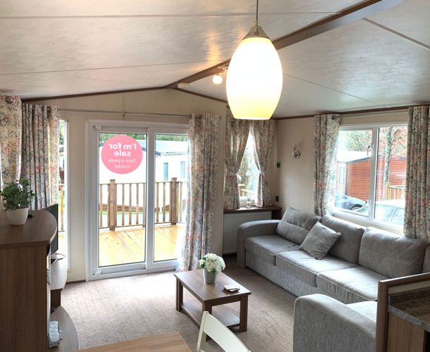 Carnaby Finesse, living room at Finlake
