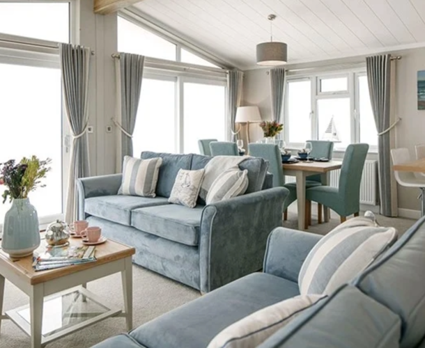 Wessex Contemporary, lounge with sofas at Finlake