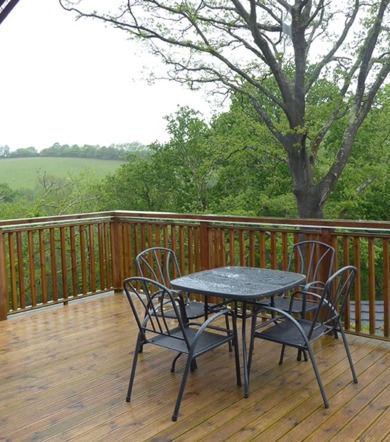 Signature Pod, decking at Finlake