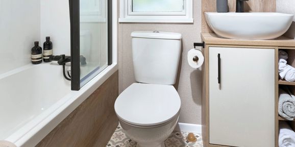 ABI Beverley, Bathroom at Finlake