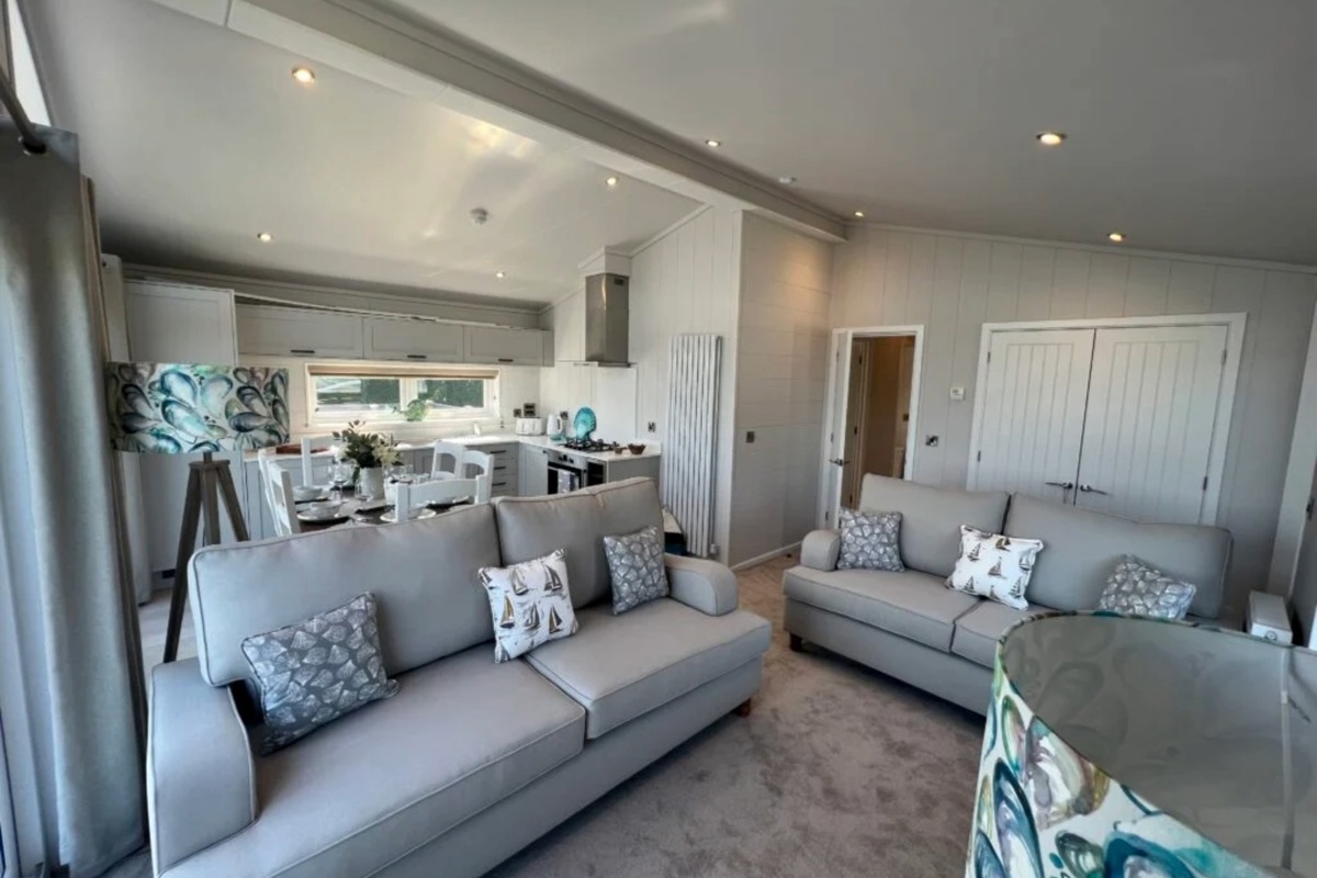 Prestige Oyster Catcher, living room sofas at Talyfan