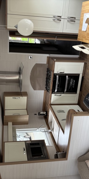 Carnaby Rosedale, dining room and kitchen at Praa Sands