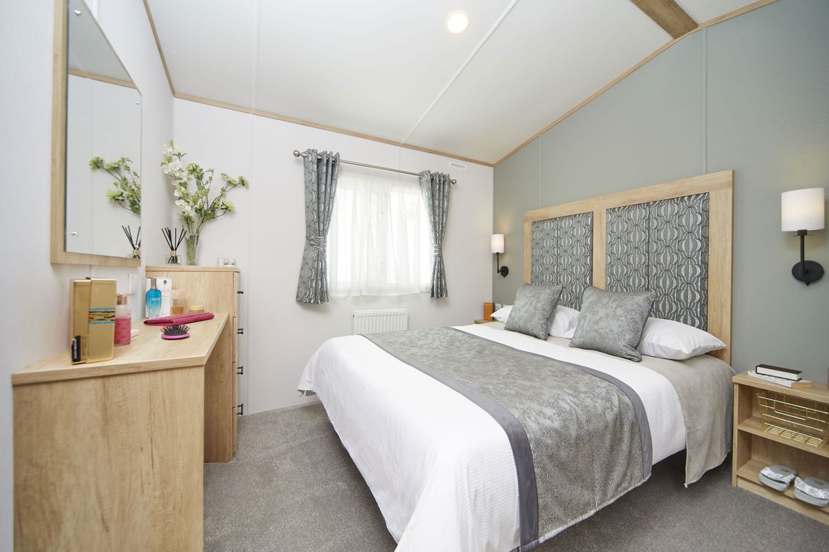 Carnaby Silverdale, master bedroom at Brokerswood