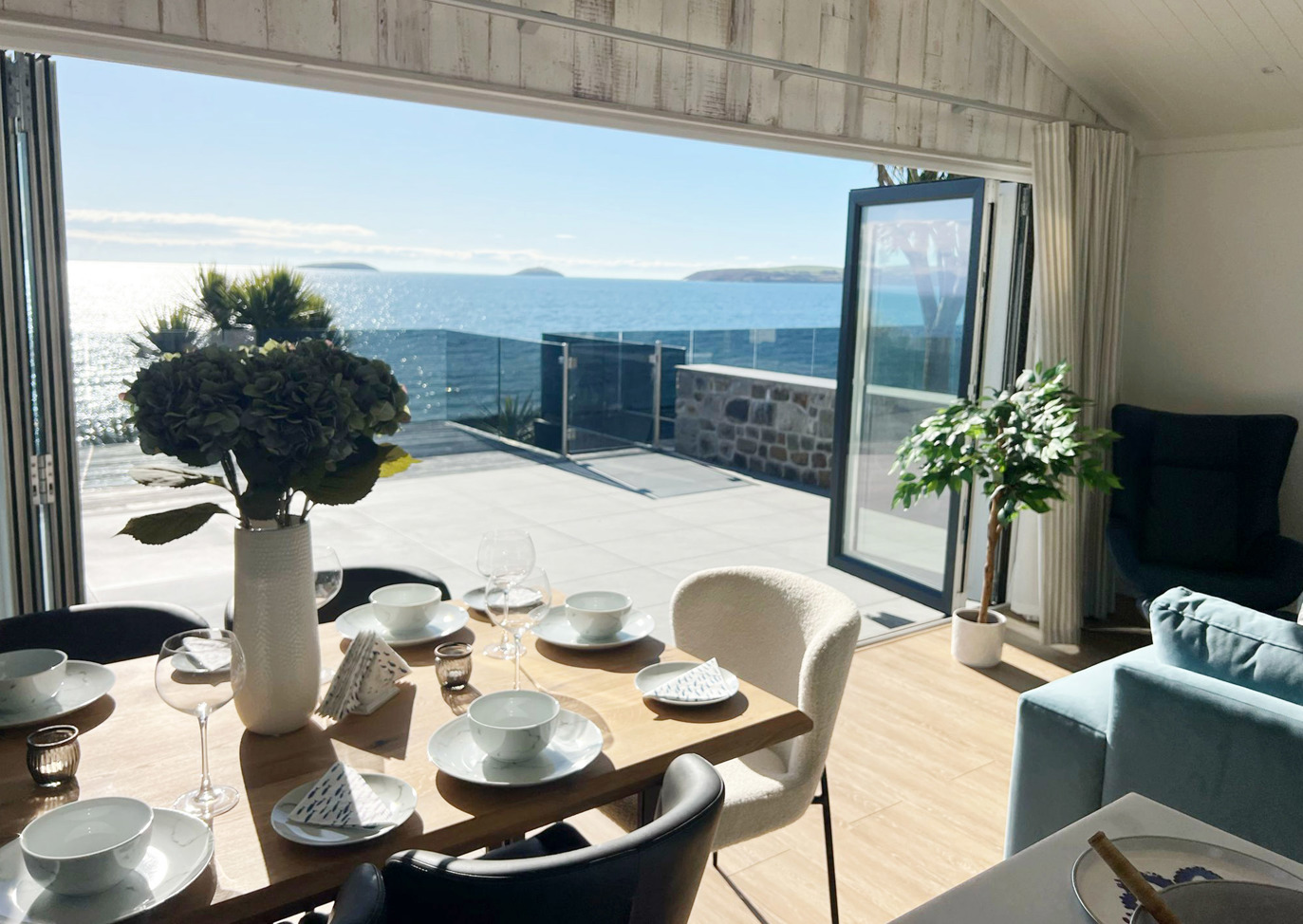 Lissett Utopia open patio doors at The Warren