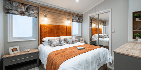 Omar Westfield, bedroom double bed at Talyfan