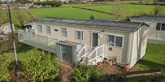 Carnaby Cascade Panoramic, field view at Praa Sands