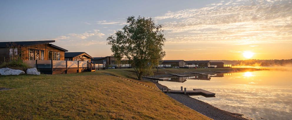 Delamere Lodges At Sunset